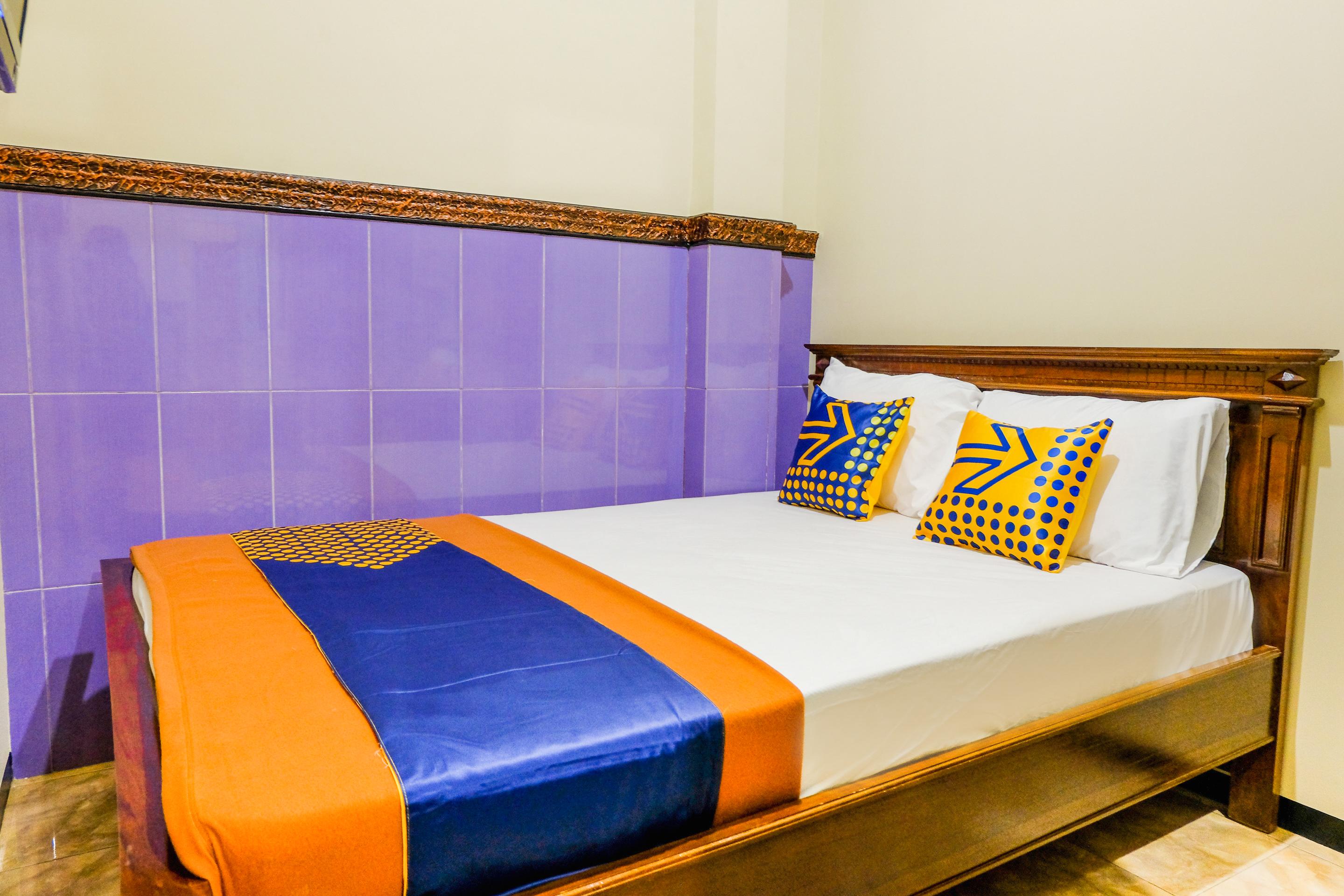 Hotel SPOT ON 1870 Graha Batu Mulia Exterior foto